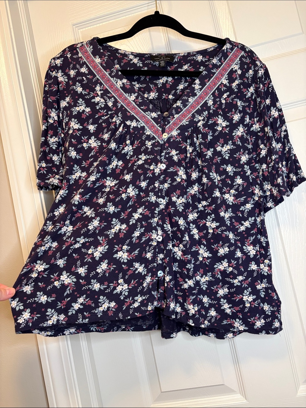 Lucky Brand Navy Floral V-Neck Button Front Blouse
